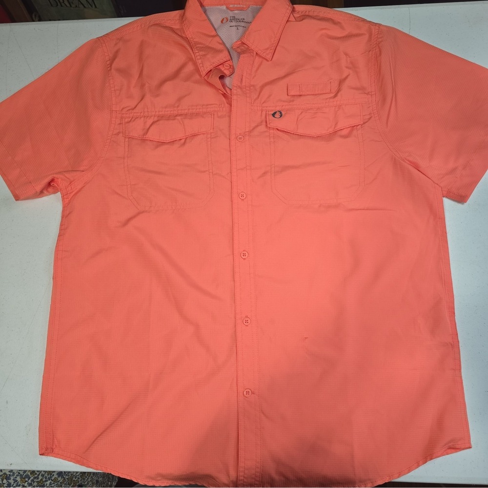 The American Outdoorsman Men's Size L Peach Button-Down Venting Fishing Shirt